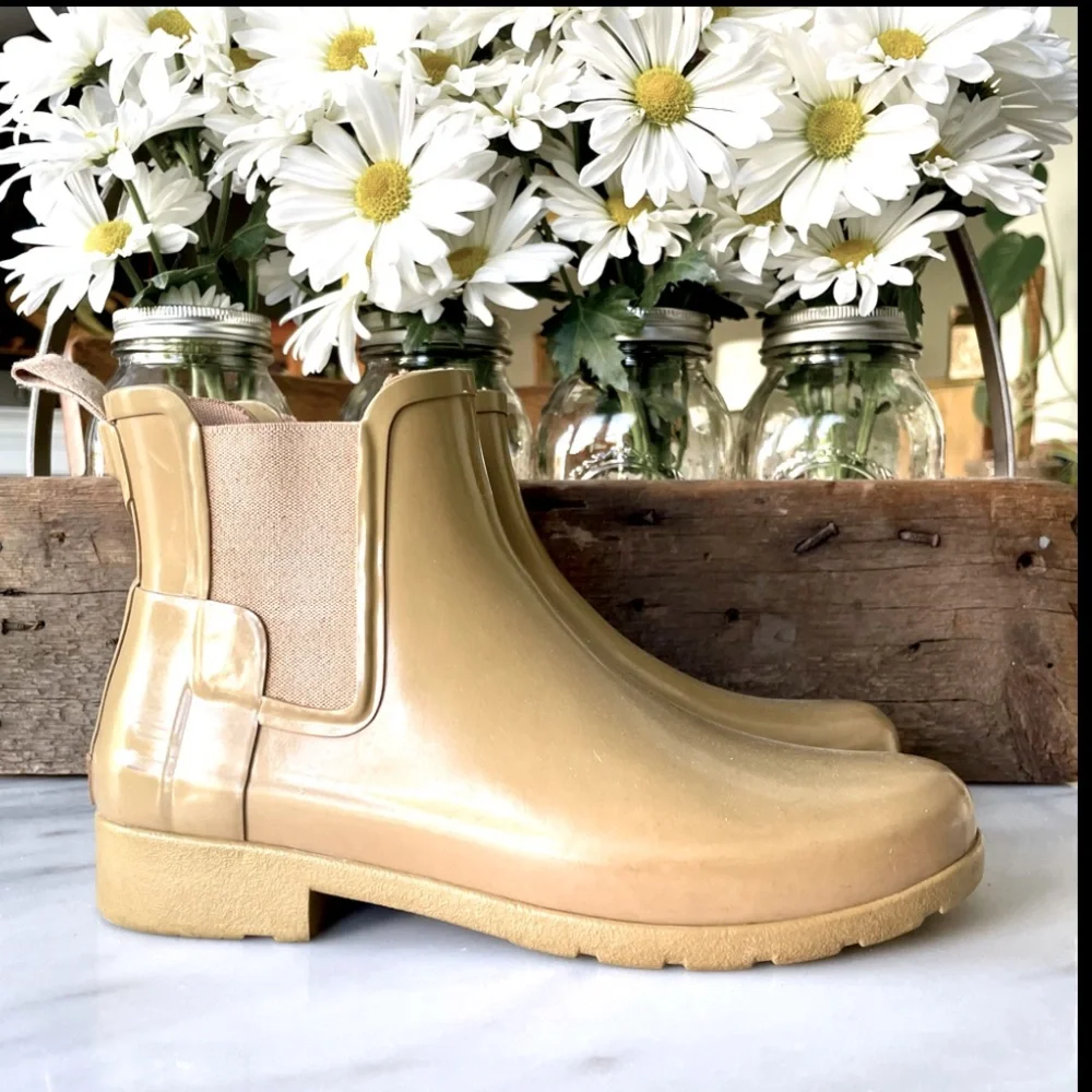Hunter•Chelsea”Refined”Rubber Rain Boots•US 7•Retired Khaki•Slip-On•Gently Loved - Picture 2 of 14